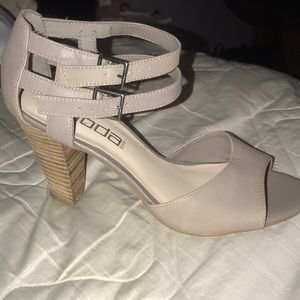 Gray chunk heels